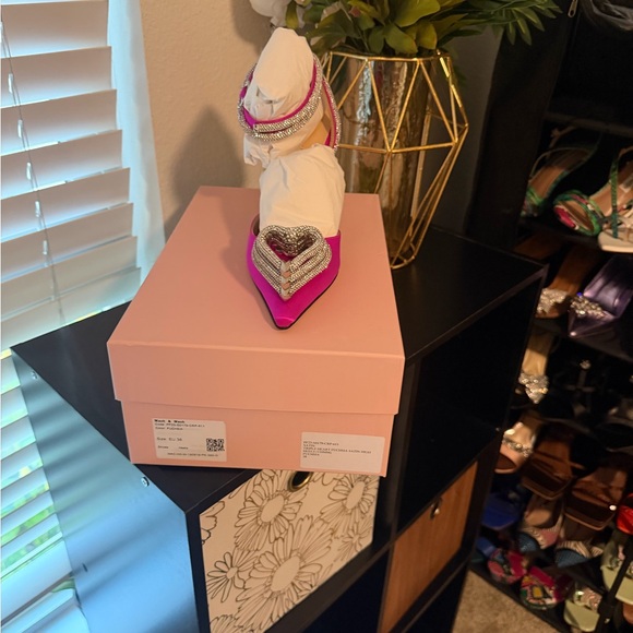 MACH & MACH Fuchsia  Crystal Bow Heels – Brand New, Never Worn ✨